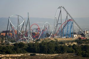 vista desde el aire de las montañas rusas de Port aventura. 