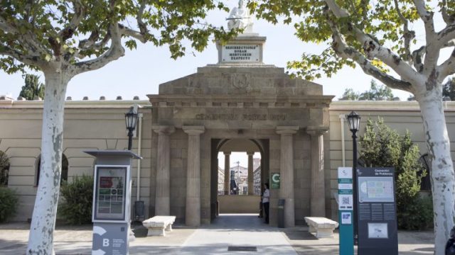 ruta nocturna cementerio poblenou