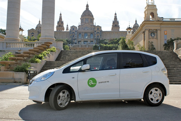 destacar Enumerar jurado Moverse barato con coche en Barcelona