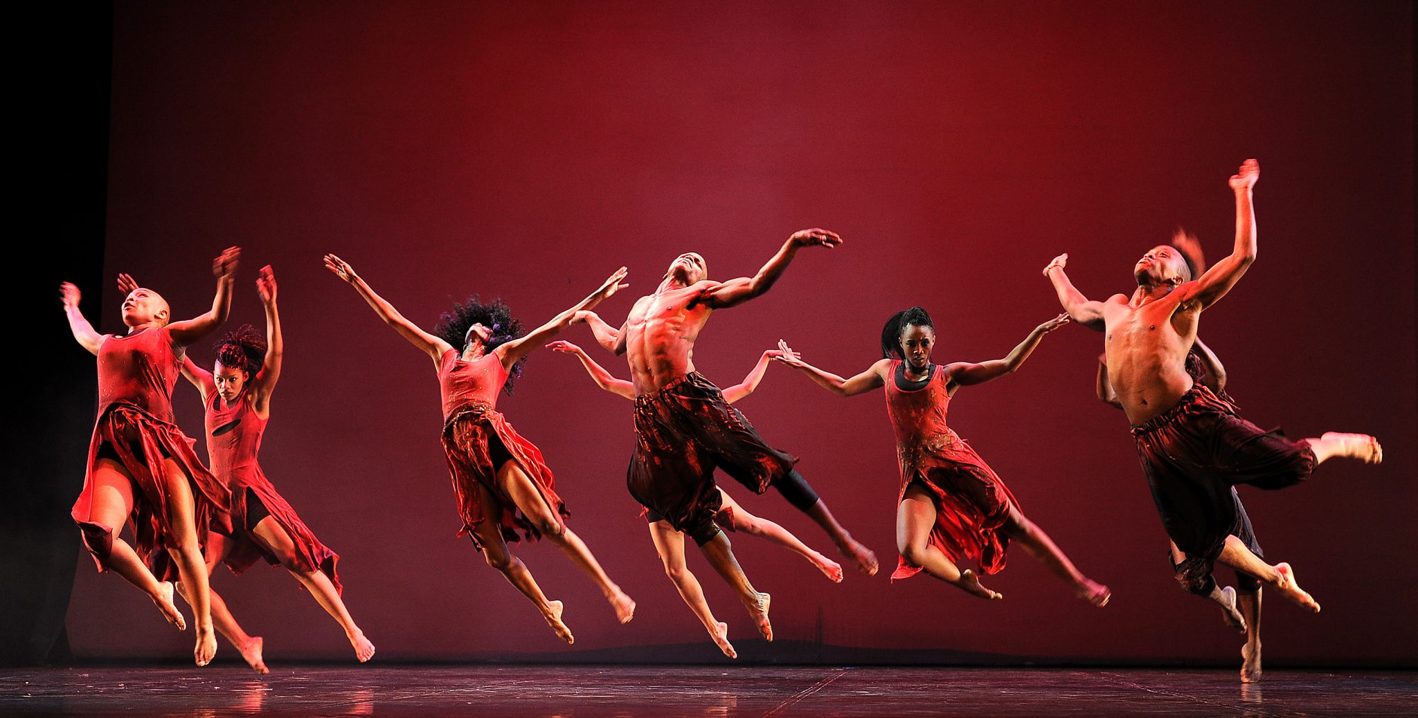 aleatorio arco pétalo Las mejores escuelas de danza contemporánea de Barcelona