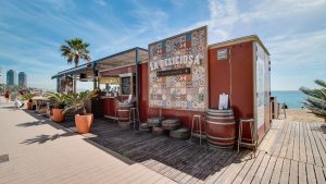 vermut en la playa de barcelona