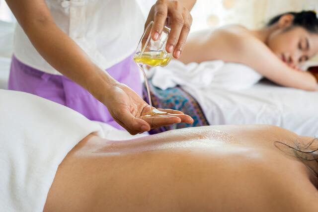 Masajes para parejas o spa? Qué elegir para un rato de ocio para dos