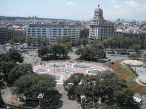 plazas con historia en barcelona