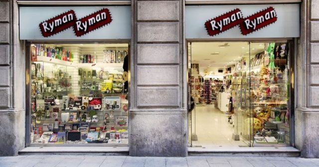 Ryman Ryman tienda de regalos de Navidad en Barcelona