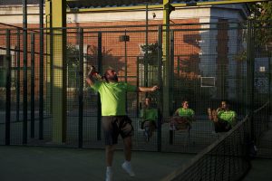  jugar al padel en barcelona, ofertas de padel en barcelona