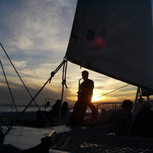 paseos en barco por barcelona