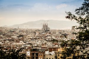 vista de la ciudad y al montjuic