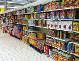 pasillos interior de Condis Supermercat