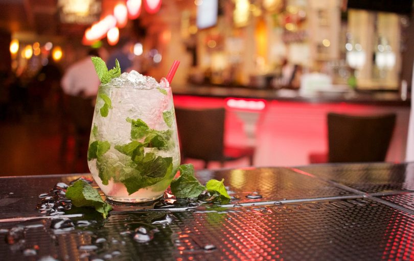 mejores mojitos de barcelona, coctelerías barcelona