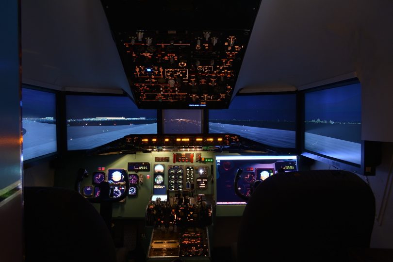 simulador de vuelo barcelona, cursos piloto virtual barcelona