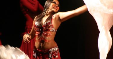 danza árabe Barcelona, cursos danza oriental Barcelona, danza oriental Barcelona, bollywood Barcelona, danza del vientre Barcelona