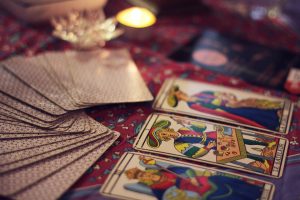 El tarot es una práctica misteriosa que busca resolver los enigmas de la vida