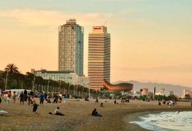 zona de costa de barcelona, lugar para invertir