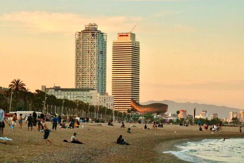 zona de costa de barcelona, lugar para invertir